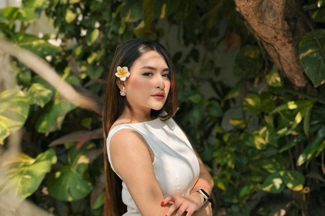 Natalie Holscher (Instagram)